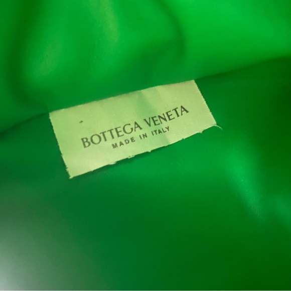100% Authentic Bottega Veneta Mini Jodie - Picture 10 of 16